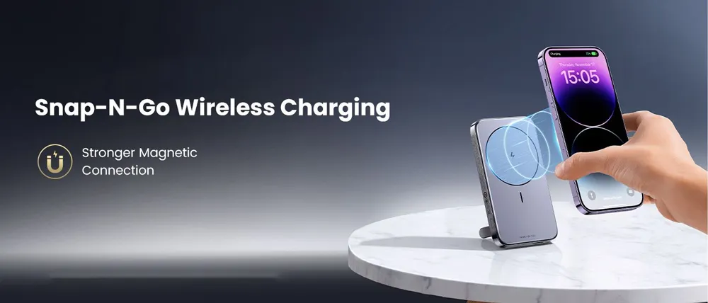UGREEN PB206 22.5W 10000mAh Foldable Kickstand Magnetic Wireless Power Bank