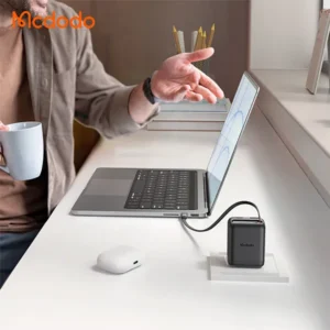 Mcdodo 35W FreeGo GaN Charger with Built-in Retractable Cable