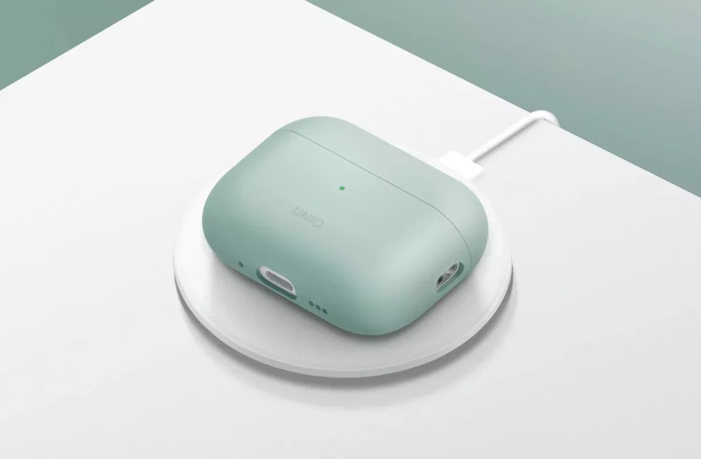 UNIQ Apple AirPods Pro 3 Lino Hybrid Silicone Case